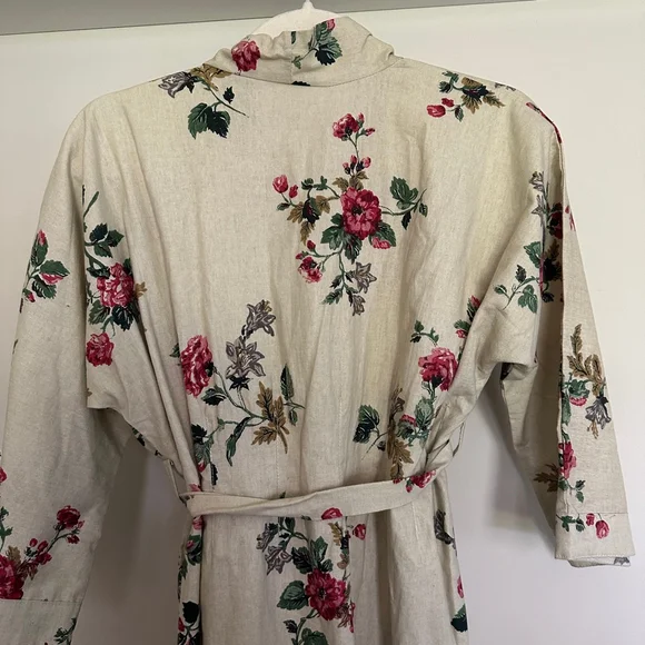 Handmade Women’s Floral Robe Linen Blend Tan/Red Size M Wrap Belted Kimono Style - Picture 6 of 10